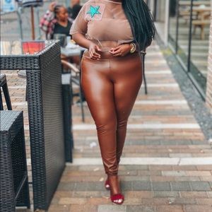 NAKED WARDROBE Seamless Faux Leather Leggings In Brown